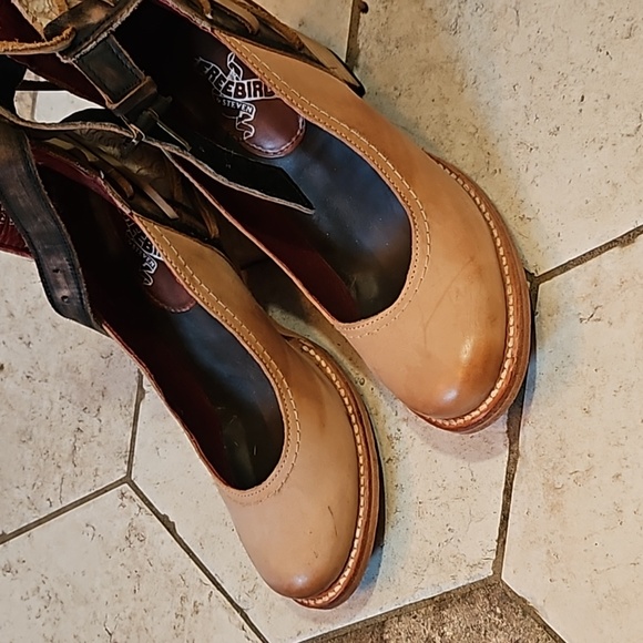 Freebird Raealnne taupe many janes. Worn once for wedding - Picture 8 of 8